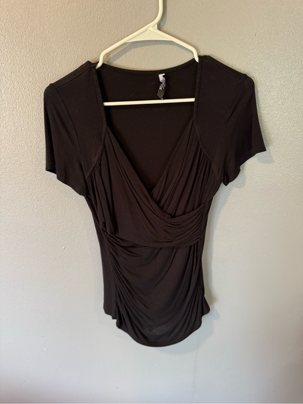 zeagoo Black Wrap-Style Jersey Blouse